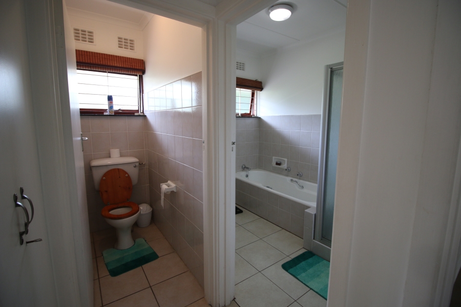 4 Bedroom Property for Sale in Beacon Bay Eastern Cape